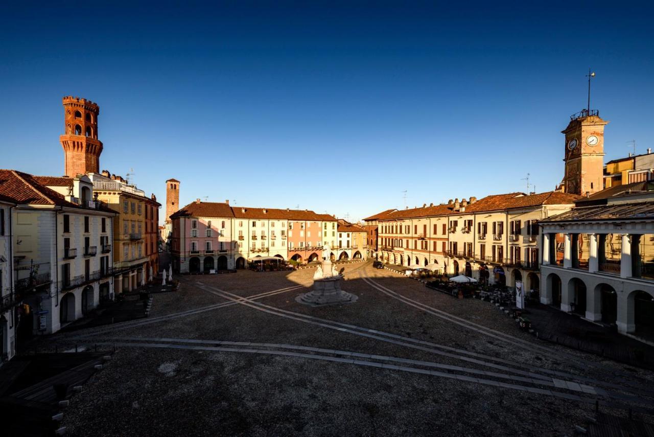 Appartamento Le Risaie Vercelli Luaran gambar